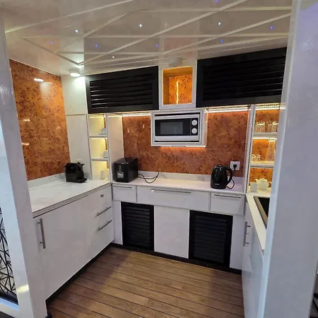 Mala Anglia - Boutique Apartments & Spa-3